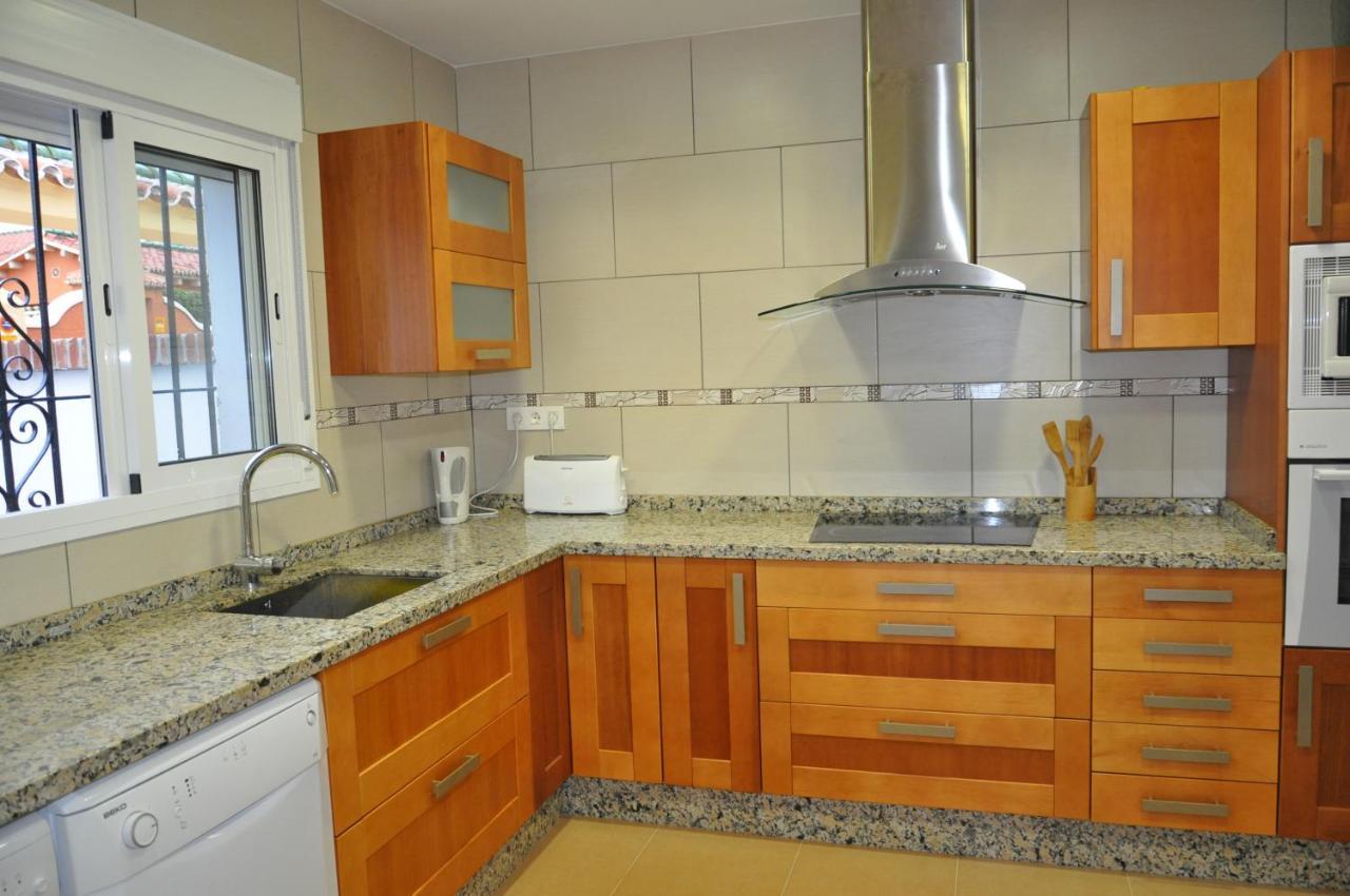 El Descanso - By Costadelsolholiday Family Villa By Marina Heated Private Pool! Бенальмадена Экстерьер фото