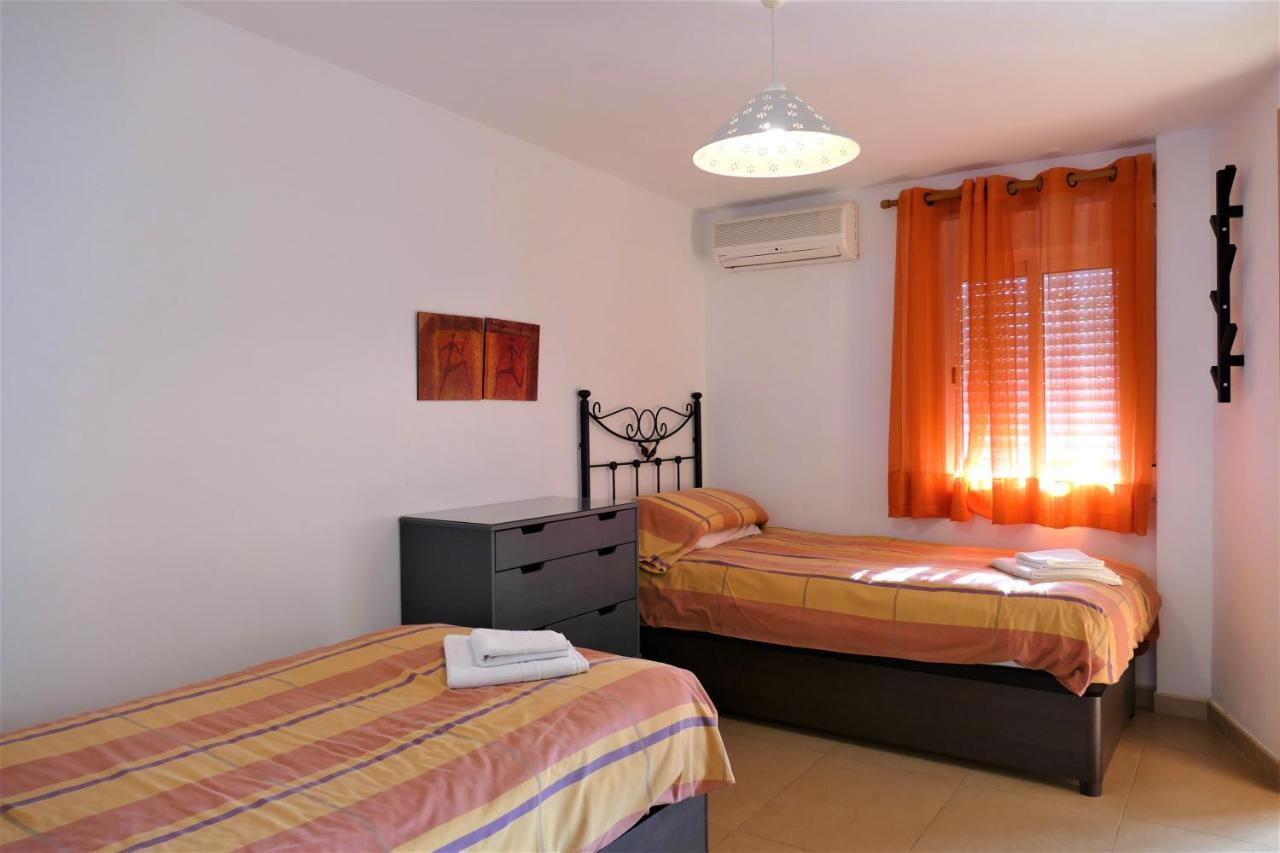 El Descanso - By Costadelsolholiday Family Villa By Marina Heated Private Pool! Бенальмадена Экстерьер фото